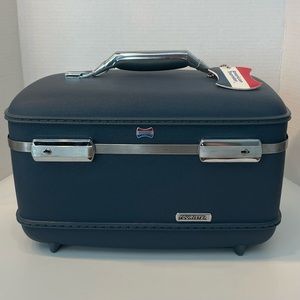 Vintage American Tourister Hard Shell Vanity Case